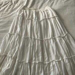 Wilfred Cream Tiered A-Line Skirt
